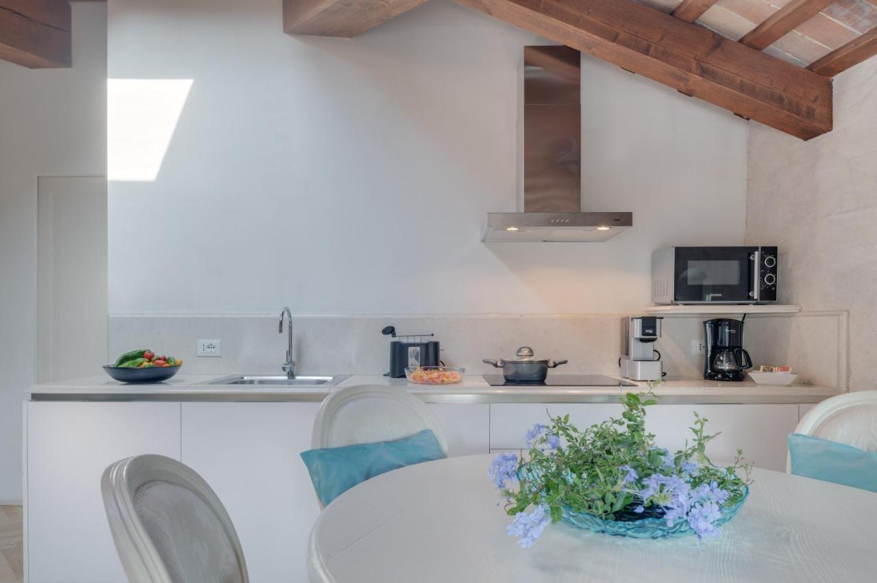 Rambaldi Apartments Casa Nr 5 Bardolino Bagian luar foto