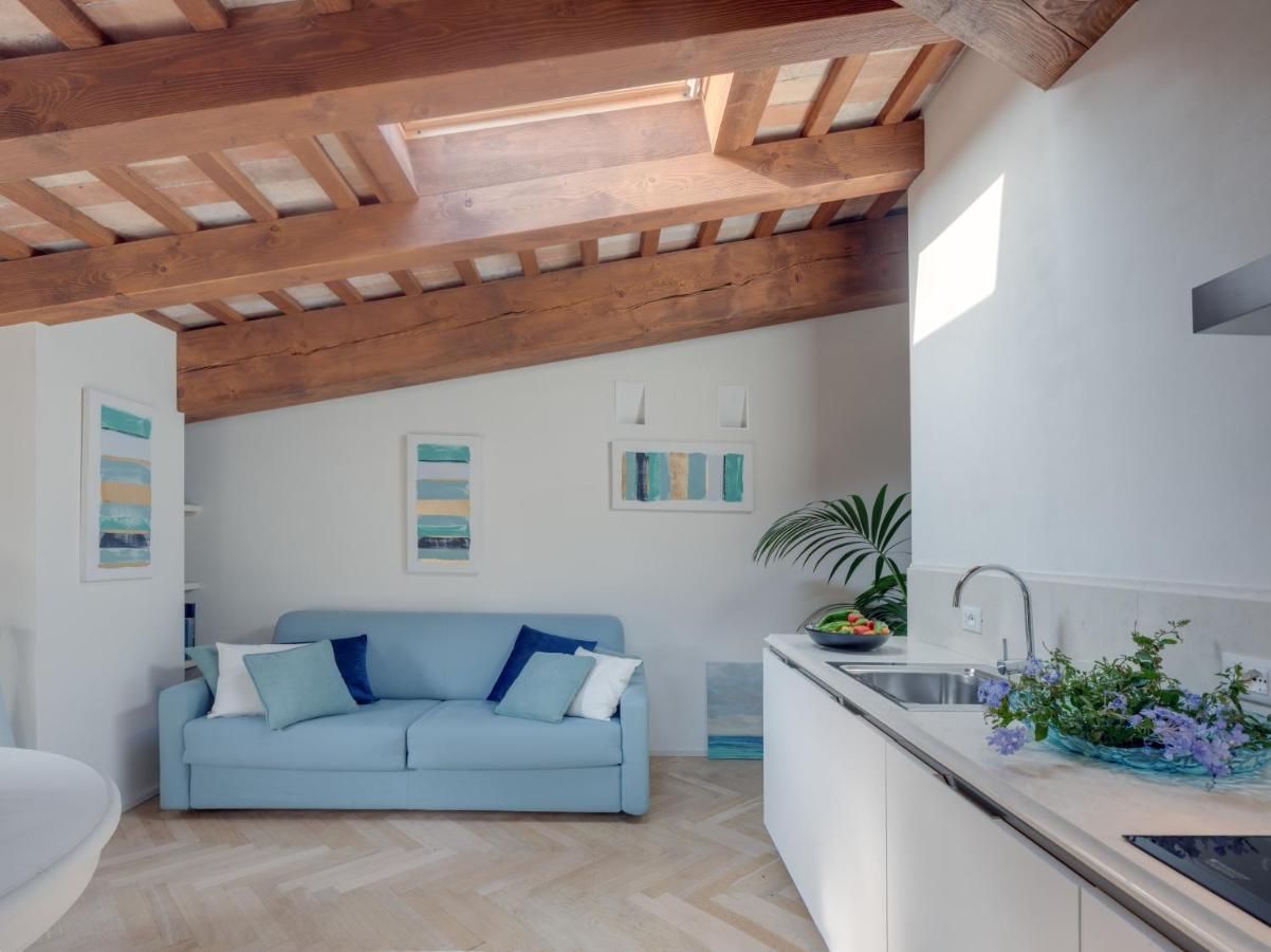Rambaldi Apartments Casa Nr 5 Bardolino Bagian luar foto